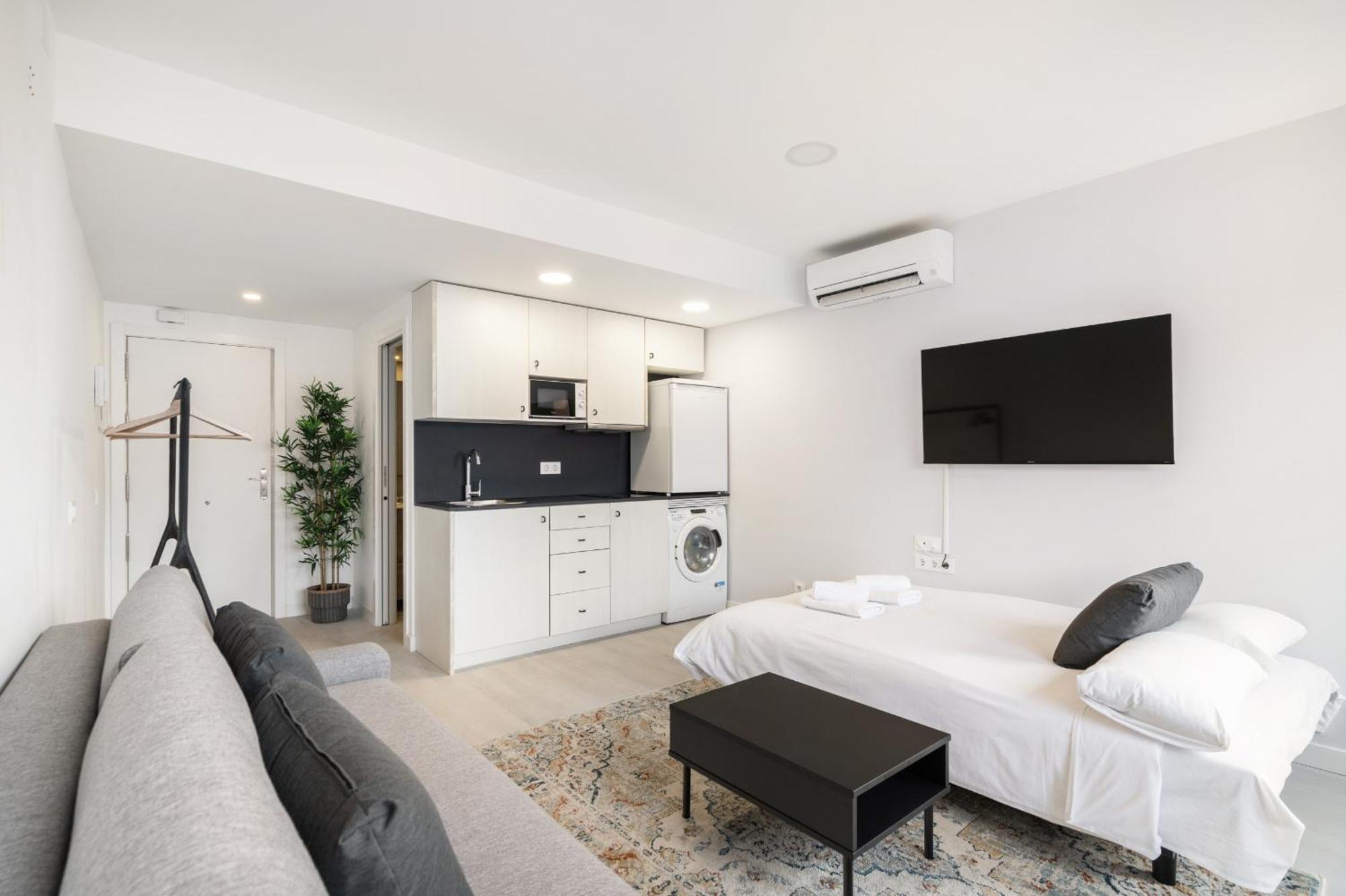 Madrid Riverside Studios Con Parking Incluido Alquiler Temporal Bagian luar foto