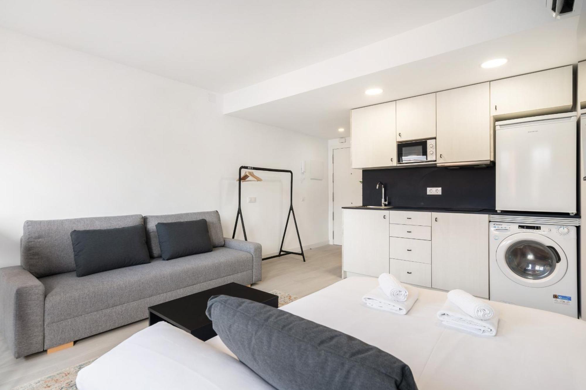 Madrid Riverside Studios Con Parking Incluido Alquiler Temporal Bagian luar foto