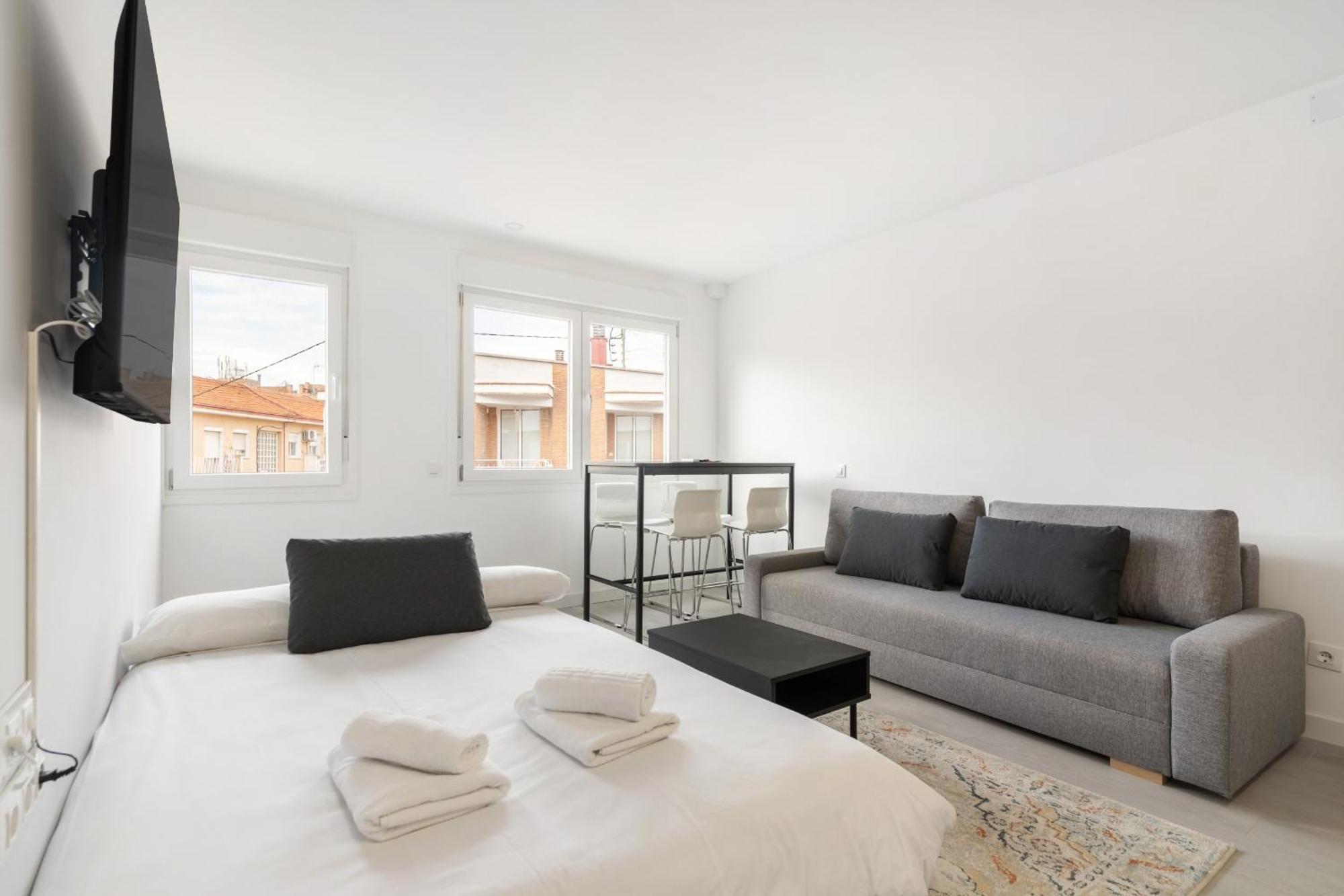 Madrid Riverside Studios Con Parking Incluido Alquiler Temporal Bagian luar foto