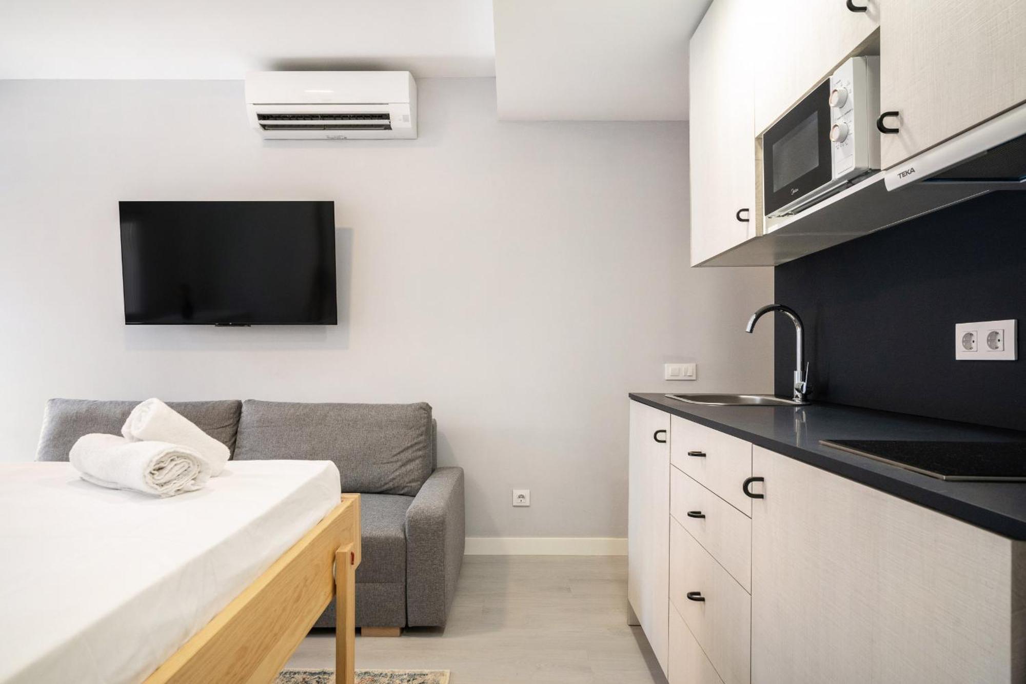 Madrid Riverside Studios Con Parking Incluido Alquiler Temporal Bagian luar foto