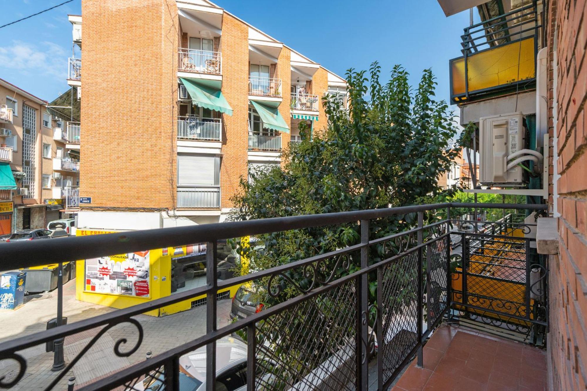 Madrid Riverside Studios Con Parking Incluido Alquiler Temporal Bagian luar foto